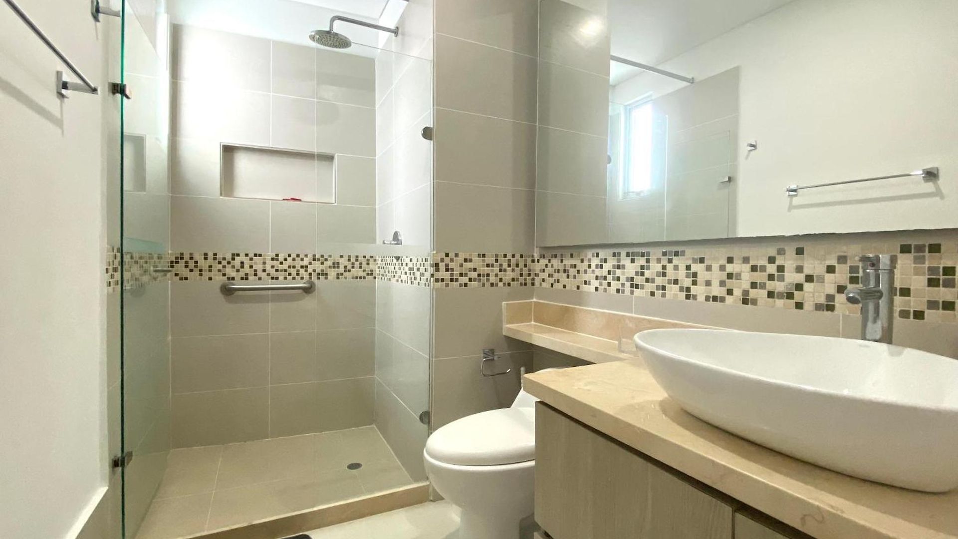 Apartamento En Con Vista Al Mar *