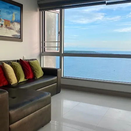 En Con Vista Al Mar